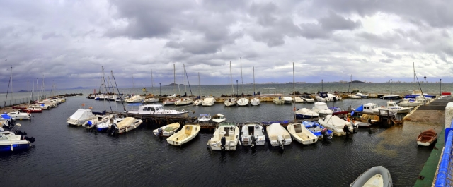  Practice sailing with us 